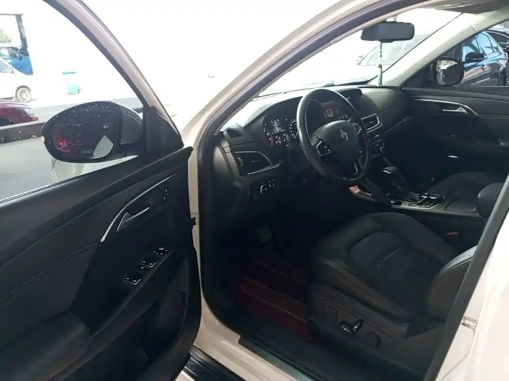 Borgward BX7 — миниатюра 16