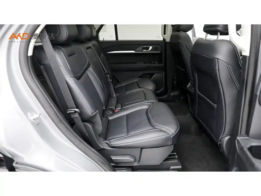 Ford Explorer — миниатюра 8