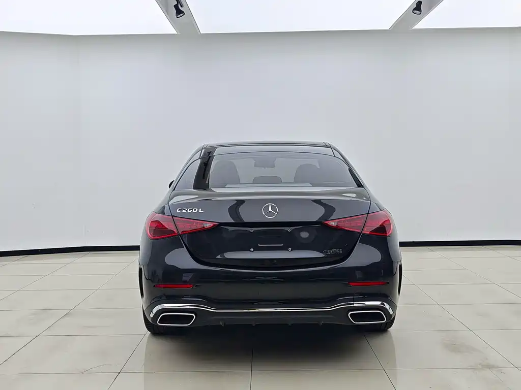 Mercedes-Benz C-Class — миниатюра 8