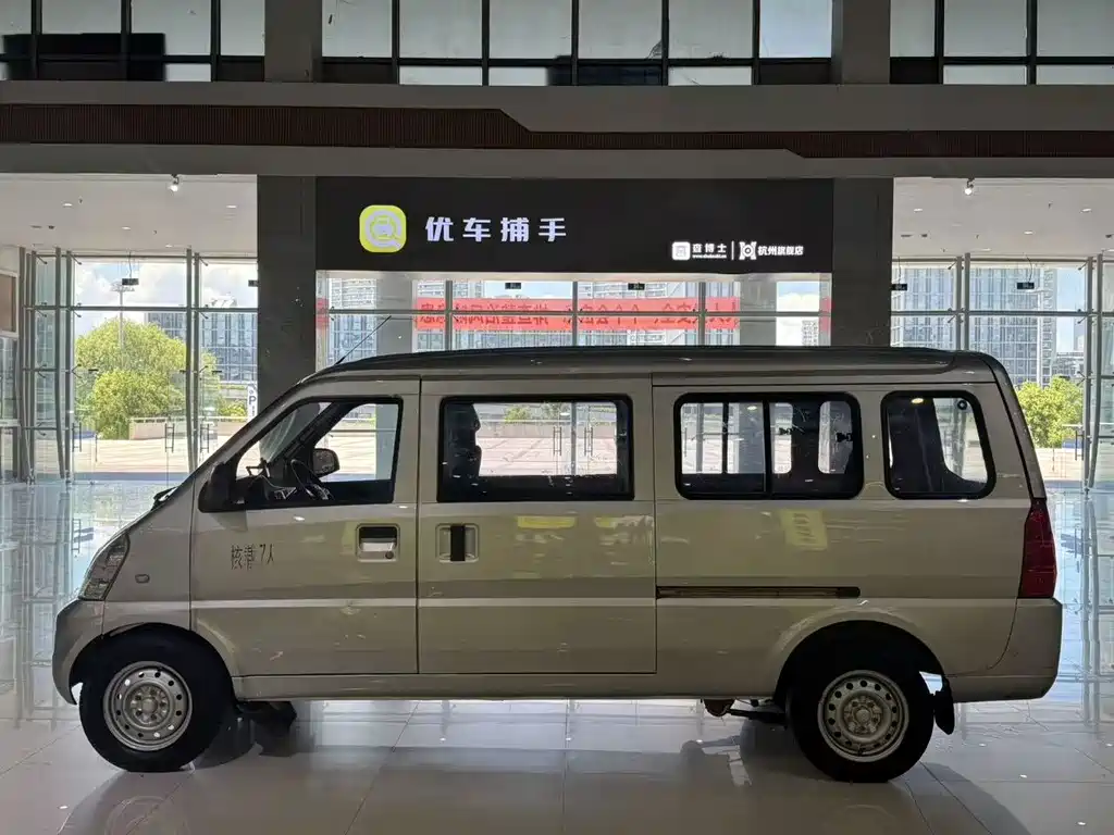 Wuling Rongguang EV — миниатюра 6