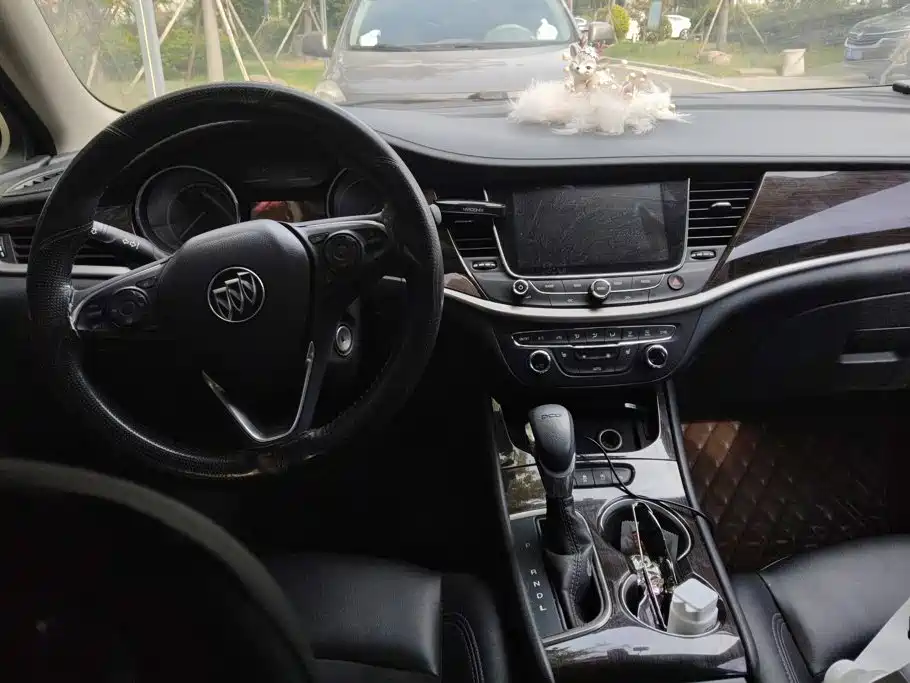 Buick Verano — миниатюра 12