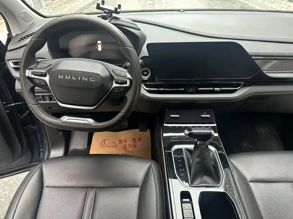 Wuling Victory - фото 13