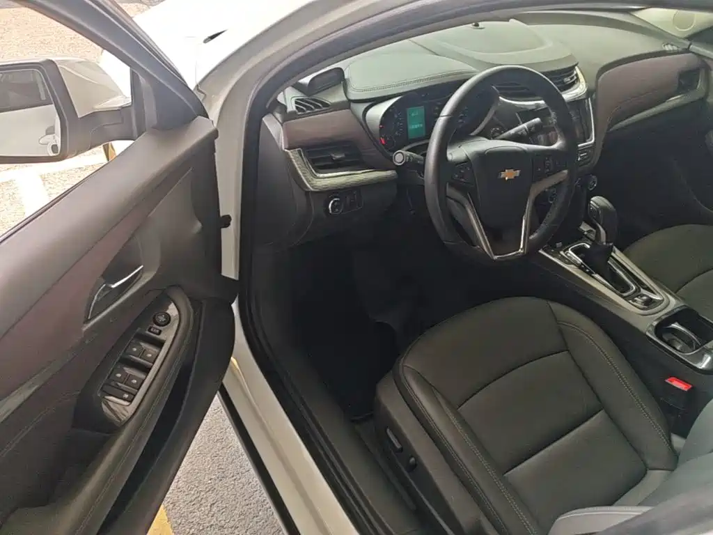Chevrolet Malibu — миниатюра 16