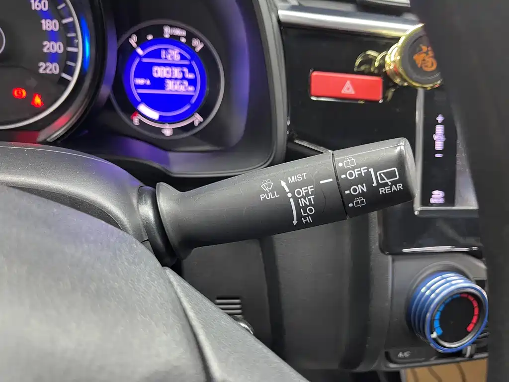 Honda Fit — миниатюра 17