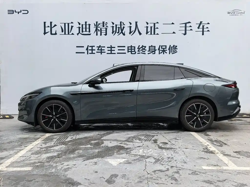 BYD Han L 2025 DM-i 200KM Premium
