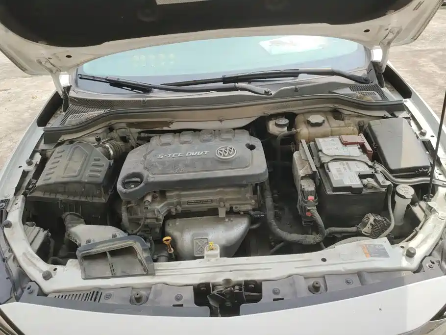 Buick Excelle — миниатюра 10