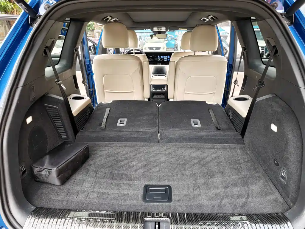 Li Auto Li ONE — миниатюра 16