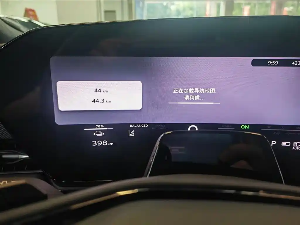 Audi A6L e-tron — миниатюра 10