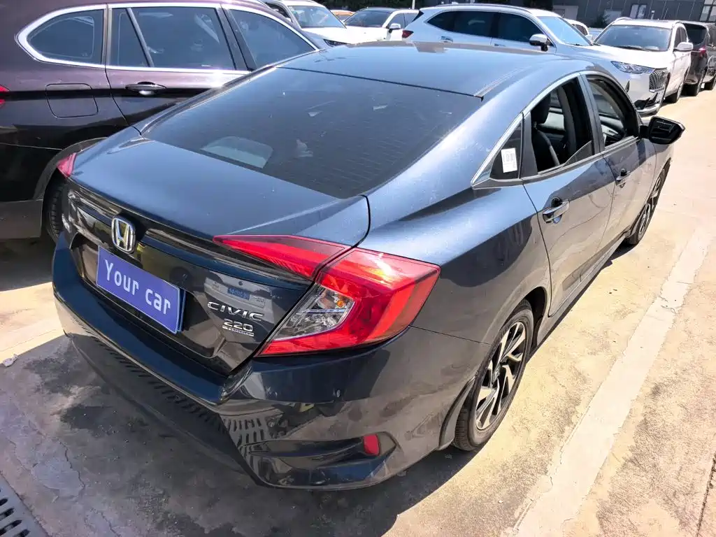 Honda Civic — миниатюра 5
