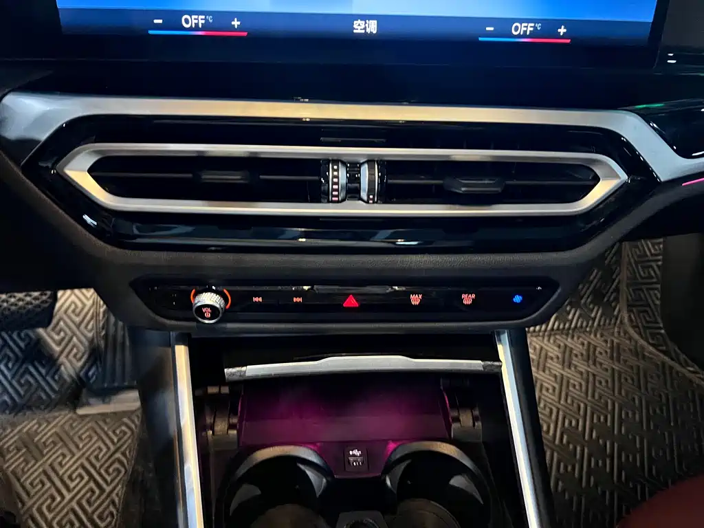 BMW 3 Series — миниатюра 10