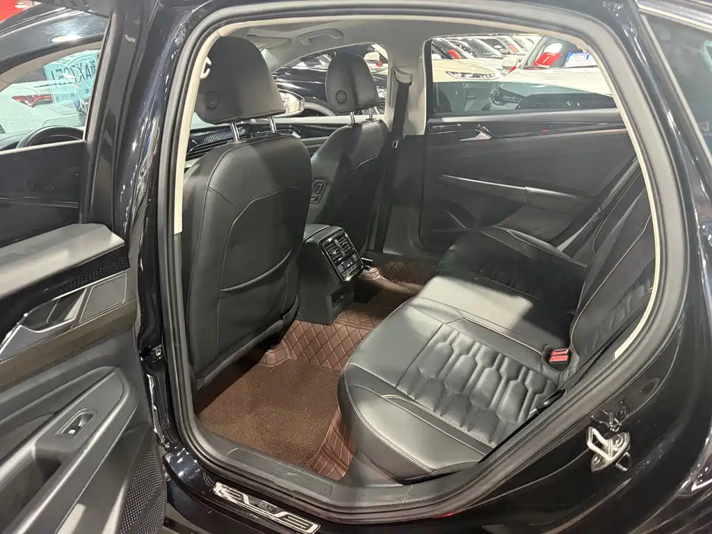 Volkswagen Passat — миниатюра 5