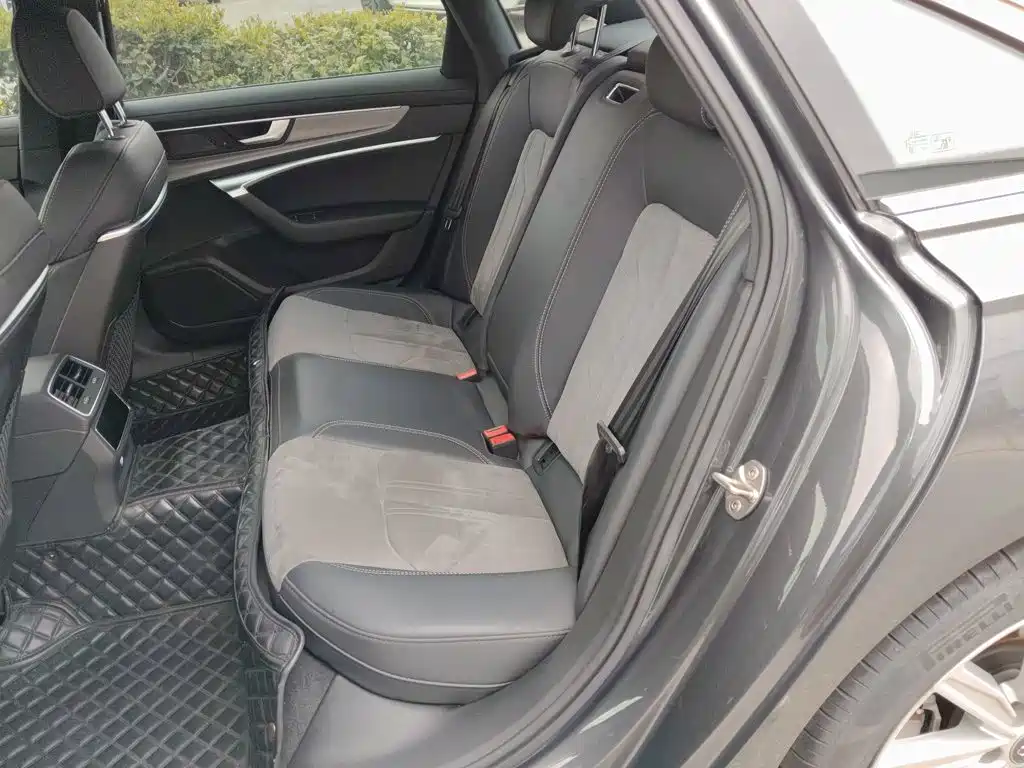 Audi A6L — миниатюра 13