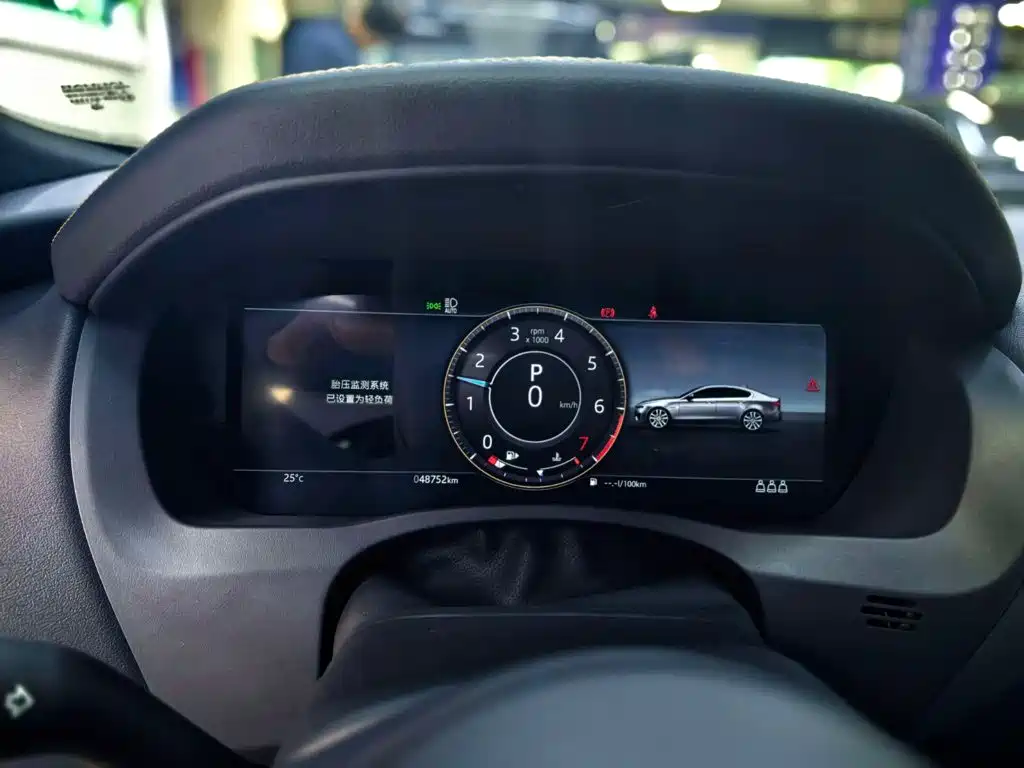 Jaguar XEL — миниатюра 5