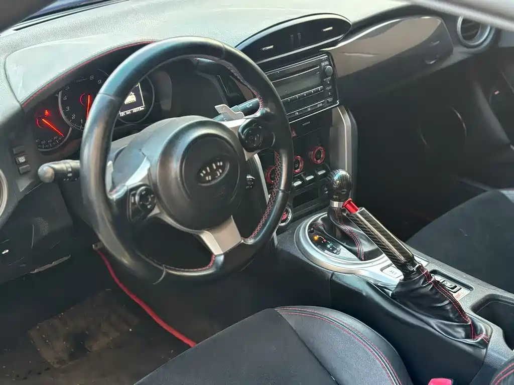 Subaru BRZ 2017 2.0i AT type-RS