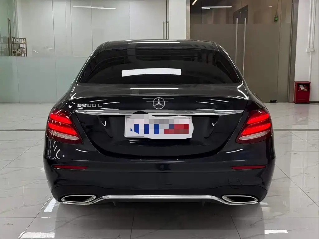 Mercedes-Benz E-Class E 2018 E 200 L Sport 4MATIC