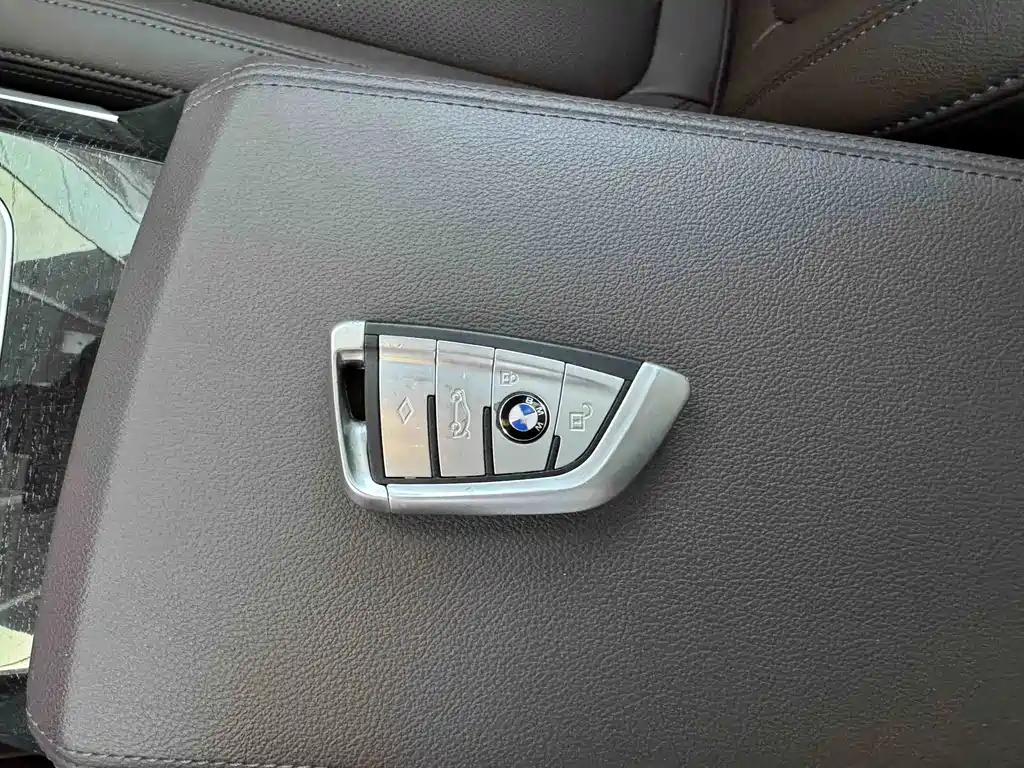 BMW 3 Series — миниатюра 27