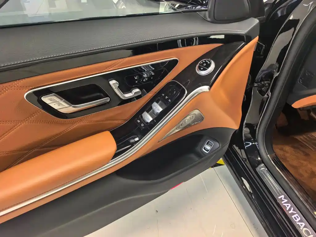 Mercedes-Benz S-Class — миниатюра 8
