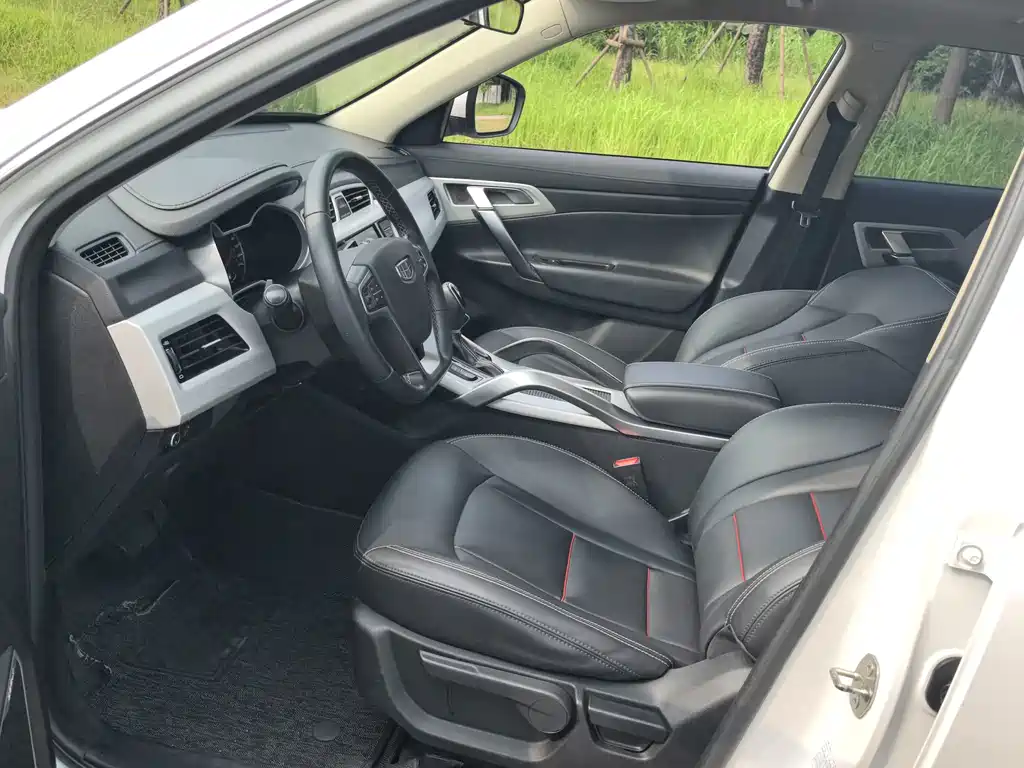 Geely Boyue — миниатюра 11