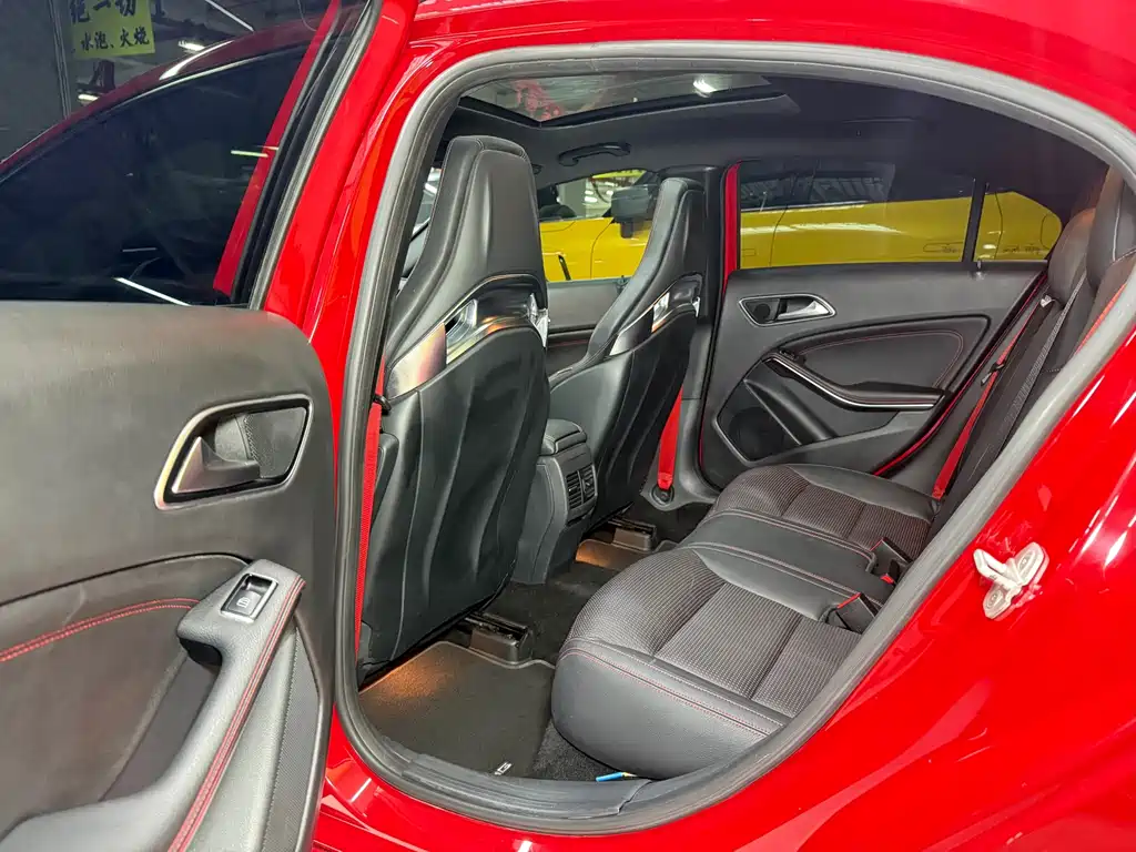 Mercedes-Benz A-Class AMG (Import) — миниатюра 13