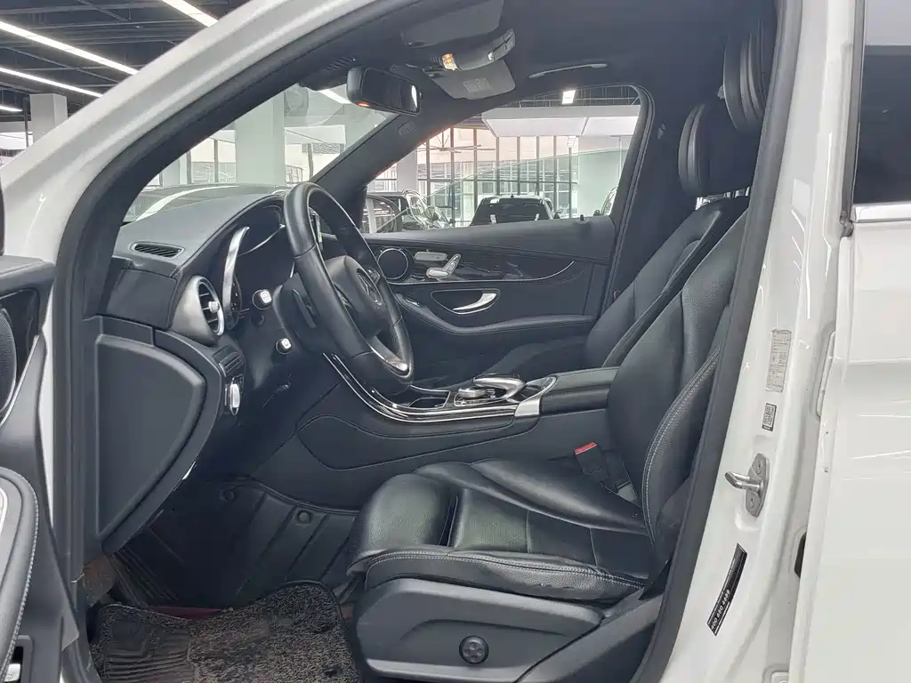 Mercedes-Benz GLC — миниатюра 6