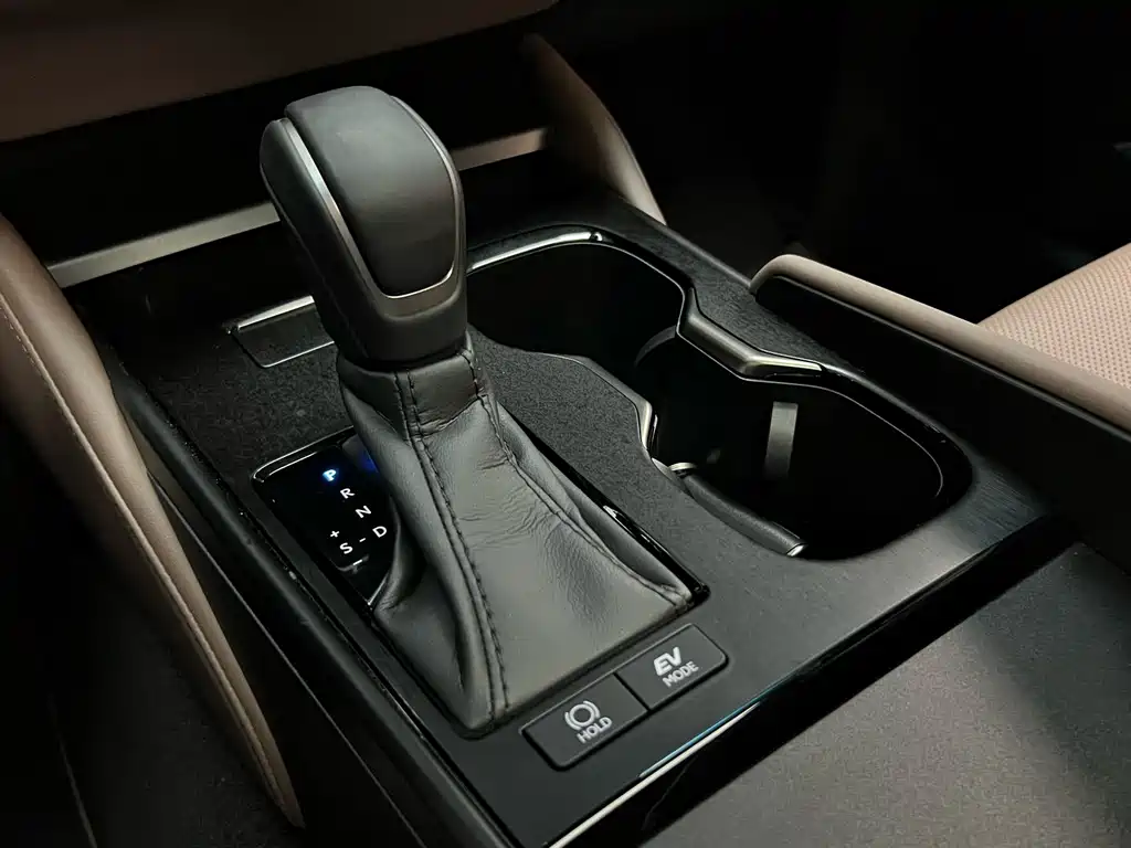 Lexus ES — миниатюра 14