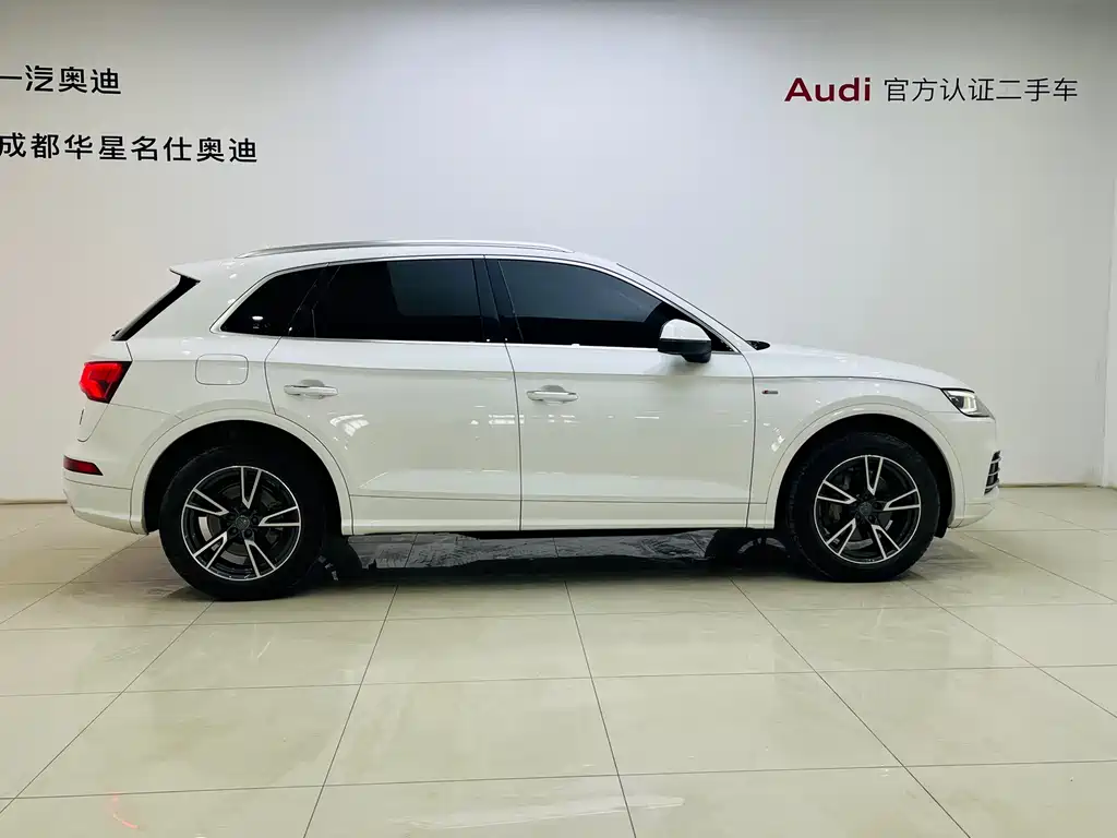 Audi Q5L — миниатюра 3