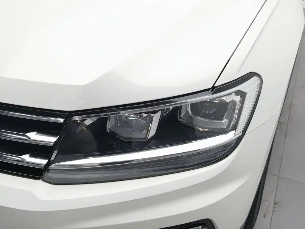 Volkswagen Tiguan L — миниатюра 7