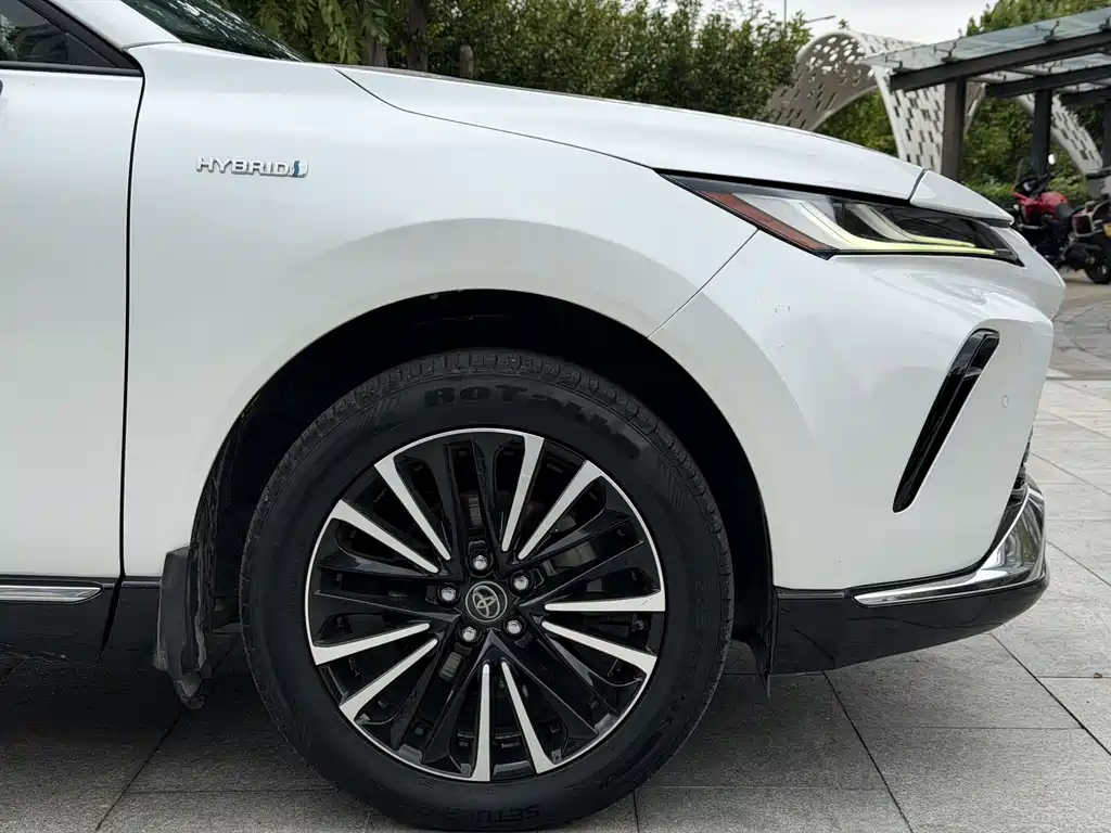 Toyota Venza — миниатюра 11