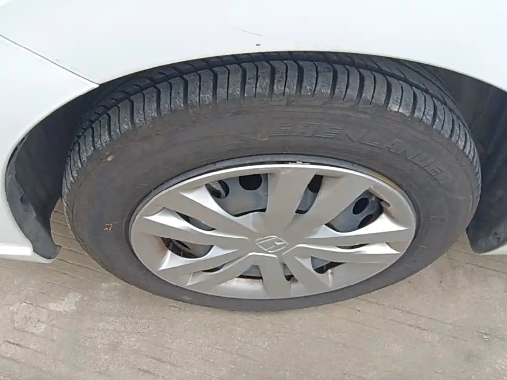 Honda Fit — миниатюра 23