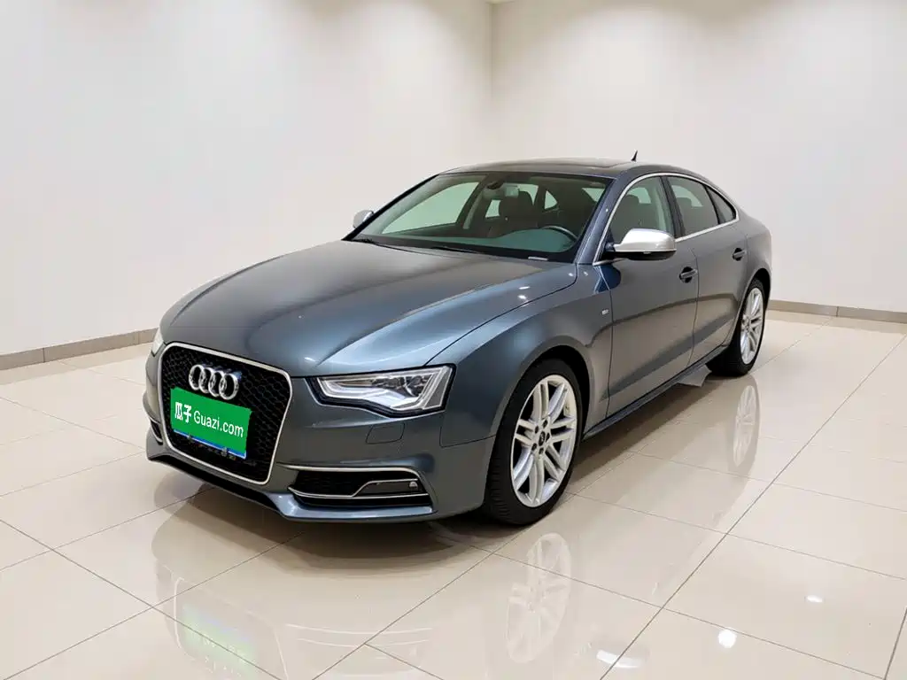 Audi A5 (Import)