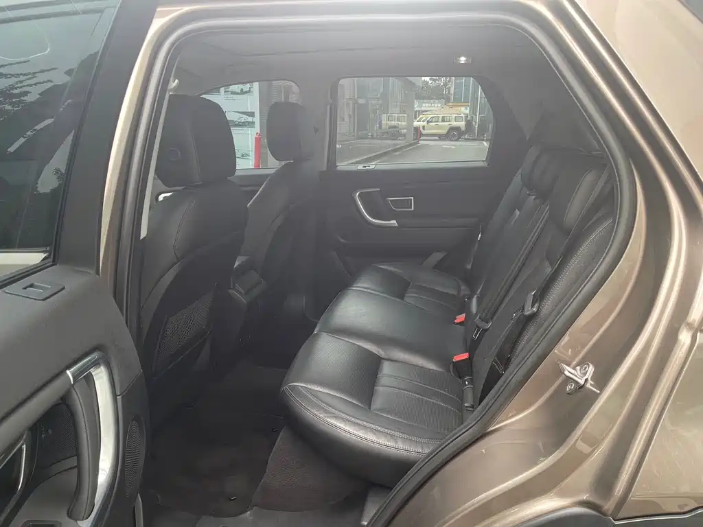 Land Rover Discovery Sport 2017 2.0T SE