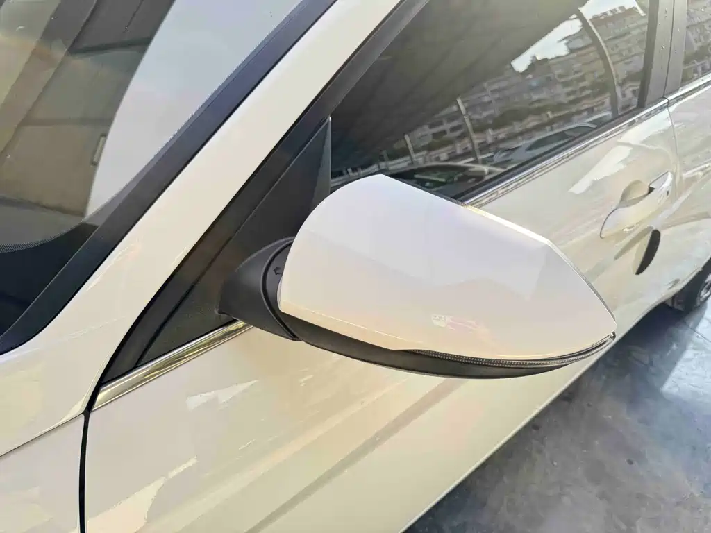 Hyundai Elantra — миниатюра 34