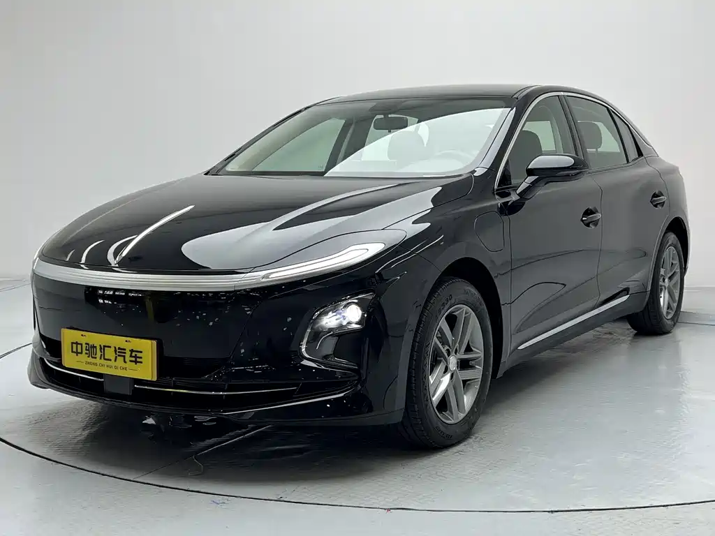 Hongqi Hongqi E-QM5