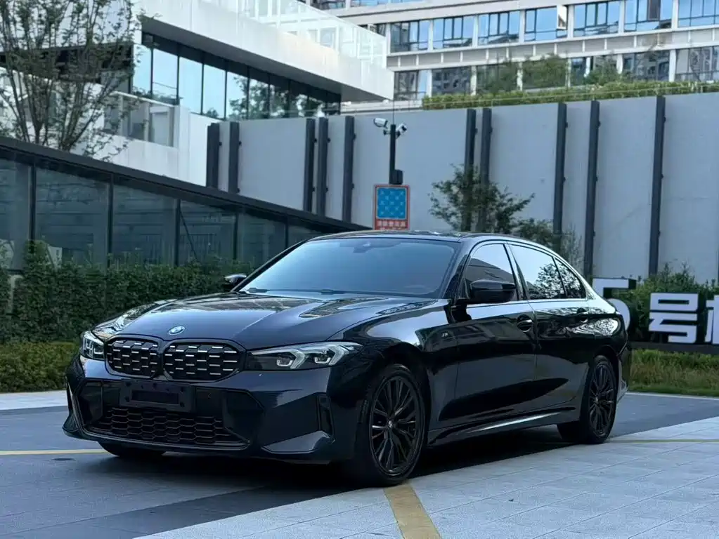 BMW 3 Series 2023