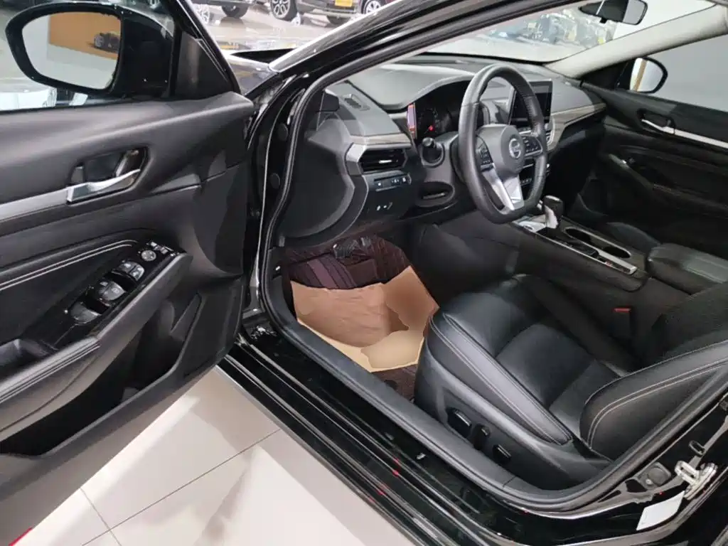 Nissan Teana — миниатюра 16