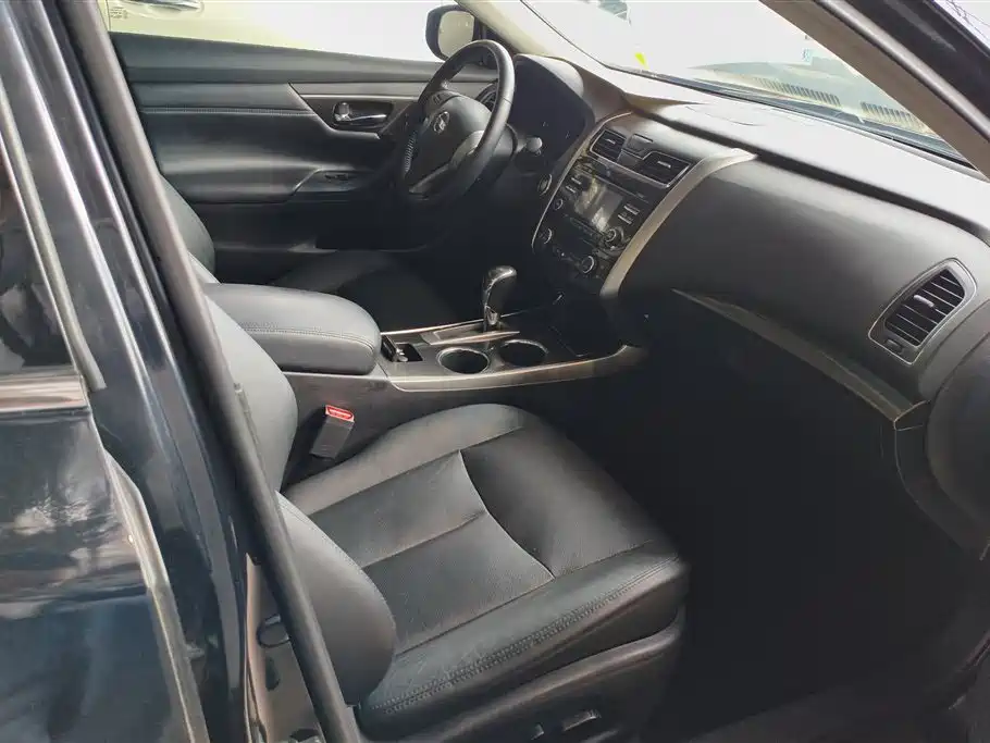 Nissan Altima 2013 2.0L XL Comfort