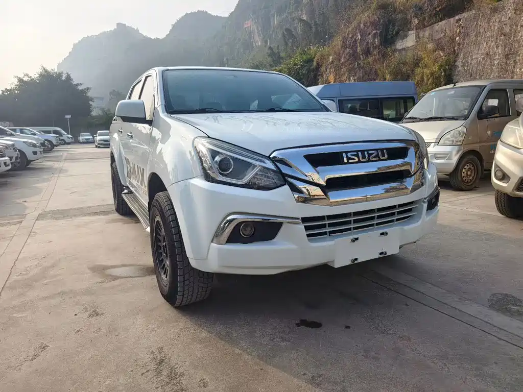 ISUZU D MAX