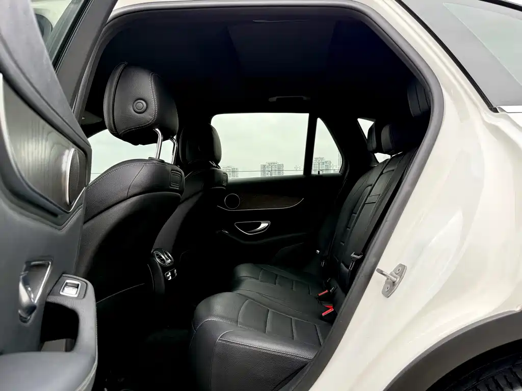 Mercedes-Benz GLC — миниатюра 19