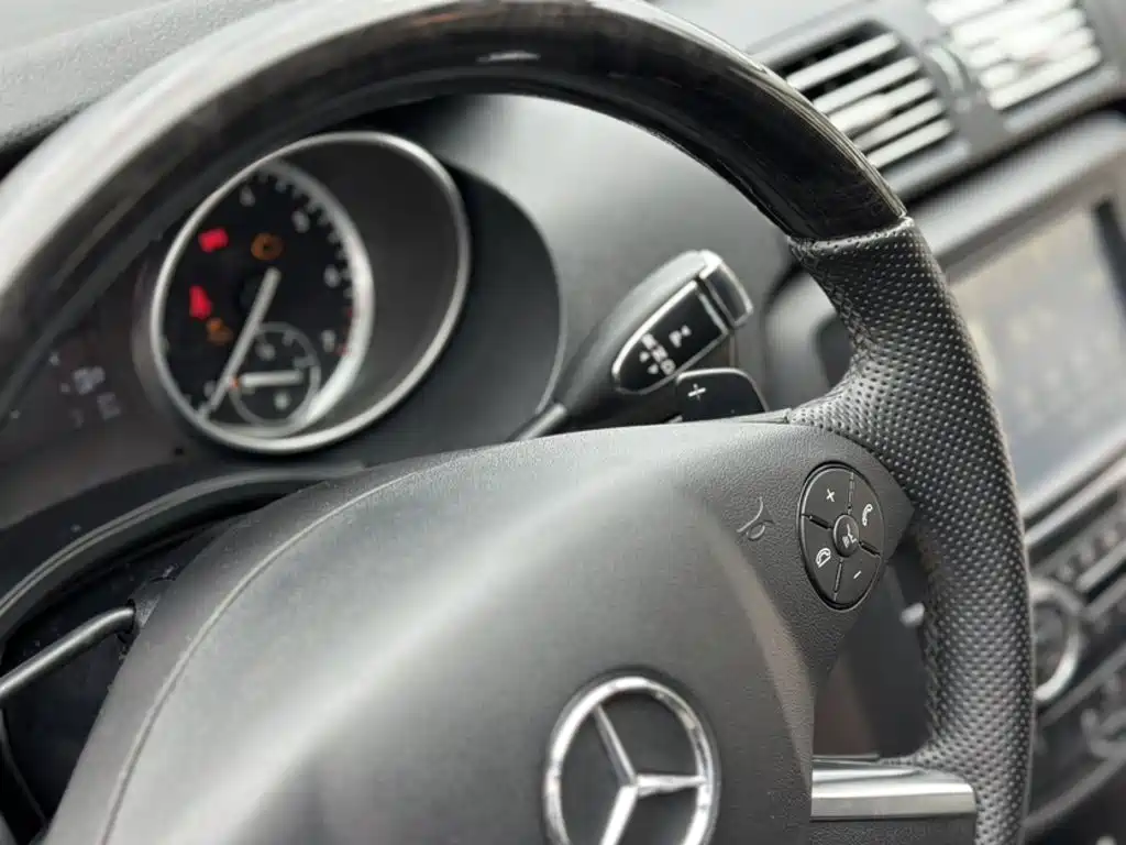 Mercedes-Benz R-Class — миниатюра 6