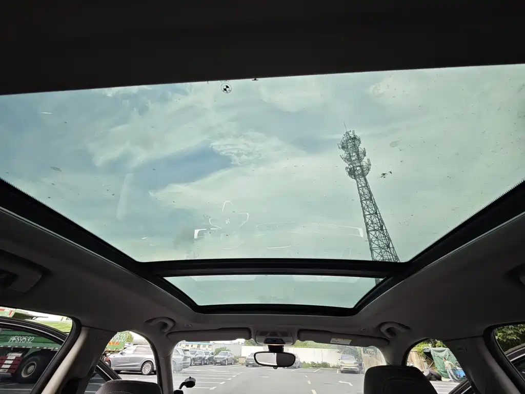 BMW X1 New Energy — миниатюра 8