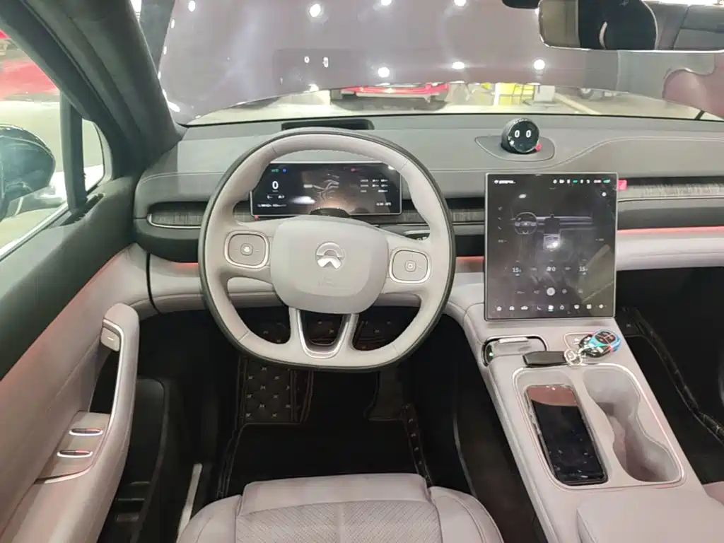 NIO EC6 — миниатюра 11