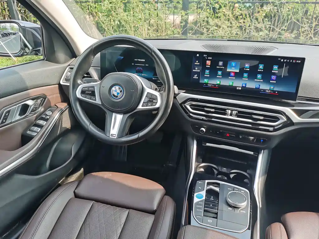 BMW i3 — миниатюра 21