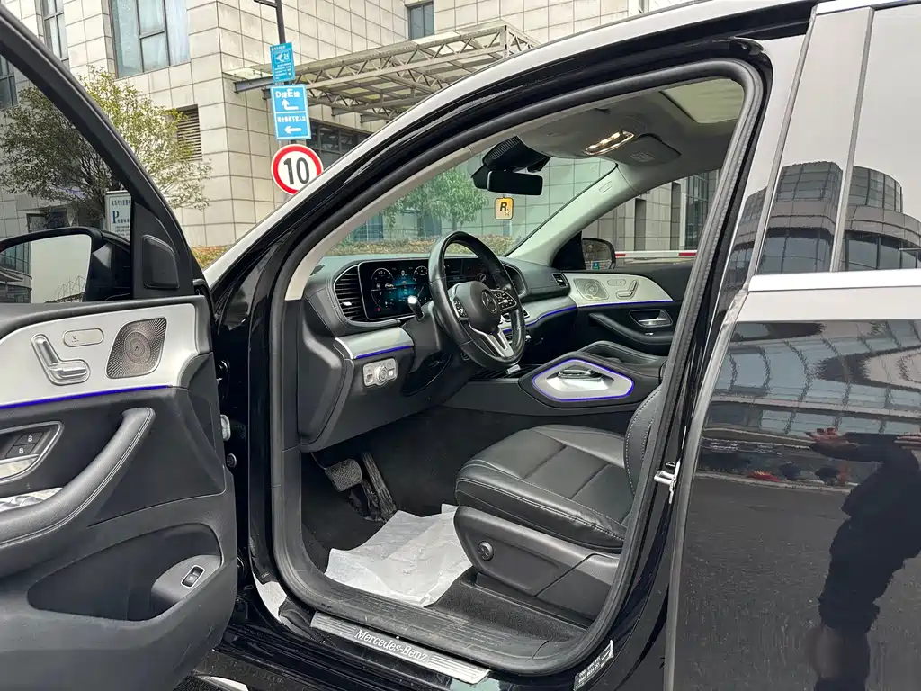 MERCEDES-BENZ GLE COUPE