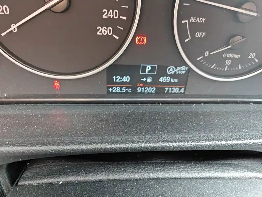 BMW 3 Series — миниатюра 9