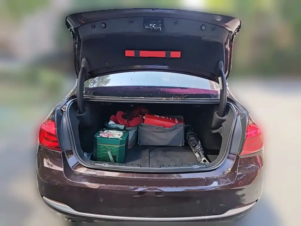 BMW 3 Series — миниатюра 16