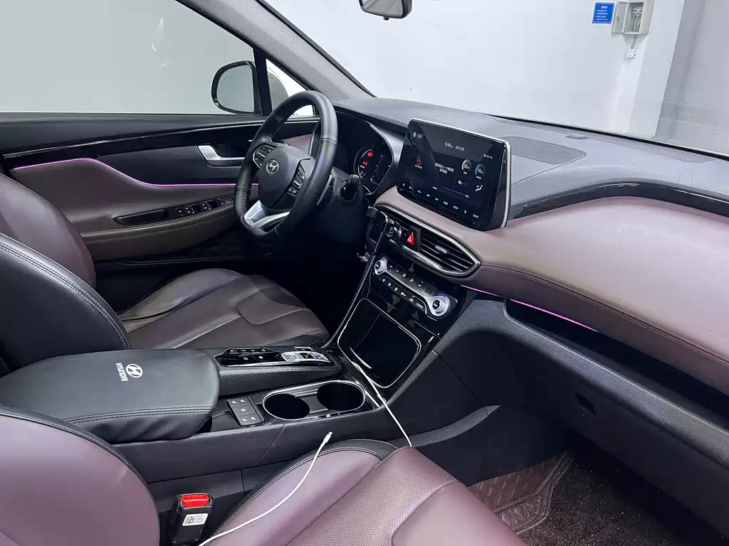 Hyundai Santa Fe — миниатюра 9