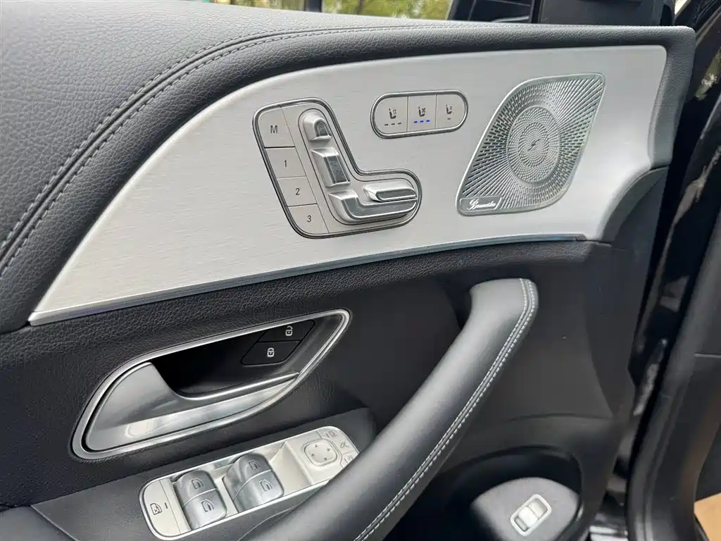 MERCEDES-BENZ GLE AMG