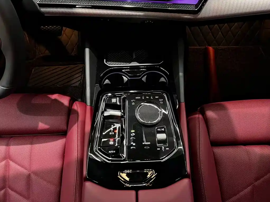BMW 5 Series (Import) — миниатюра 10
