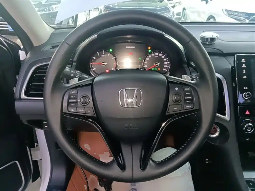 Honda Avancier 2019 240TURBO Premium