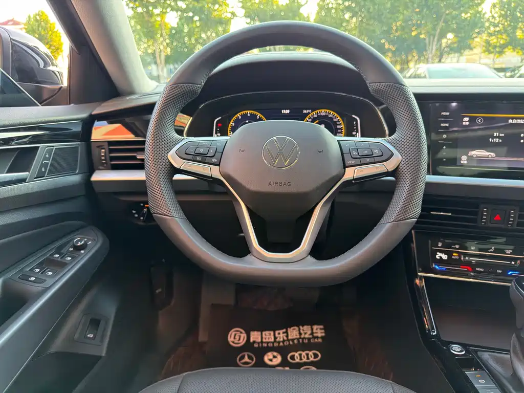 Volkswagen Passat — миниатюра 12